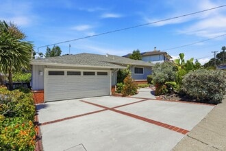 Building Photo - 1733 Benedict Dr
