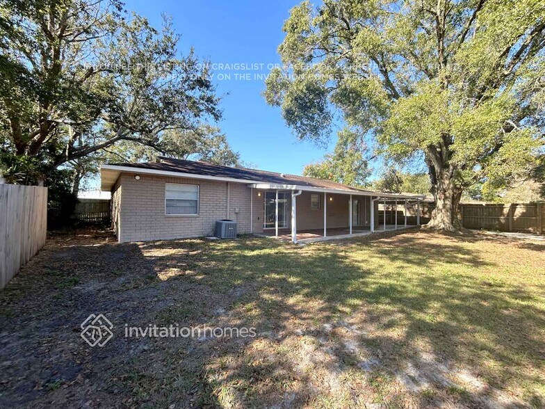 Building Photo - 5205 Garner Pl