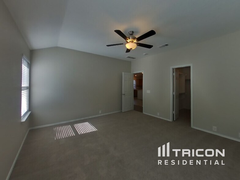 Building Photo - 8425 Asheville Ln