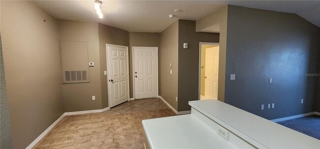 Building Photo - 1/1 Third Floor condo in Cypress Fairway