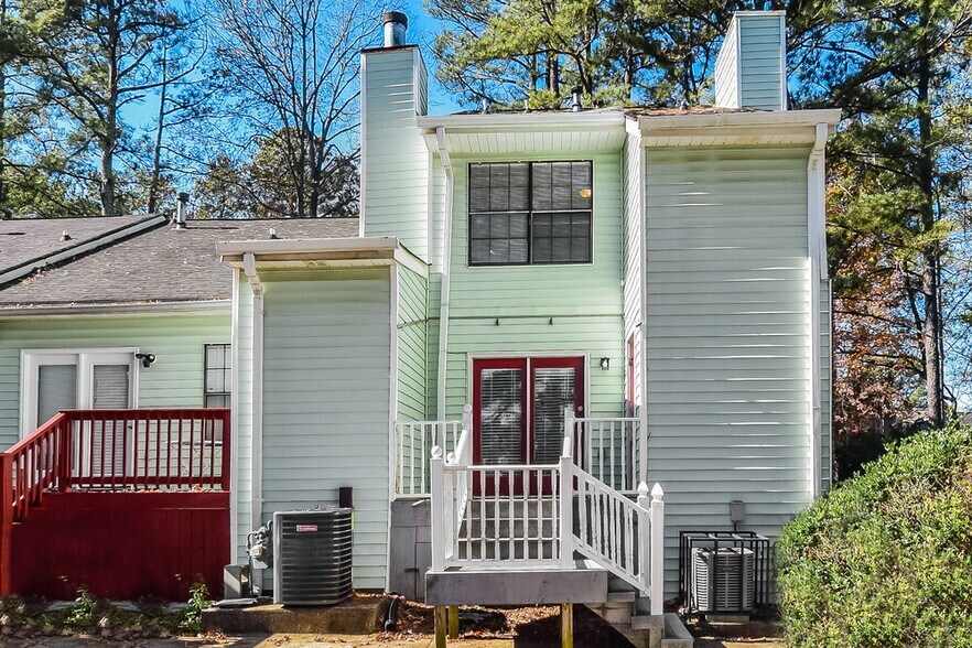 Building Photo - 5424 Park Pl S