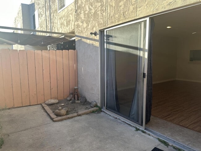 Building Photo - 6799 Alvarado Rd