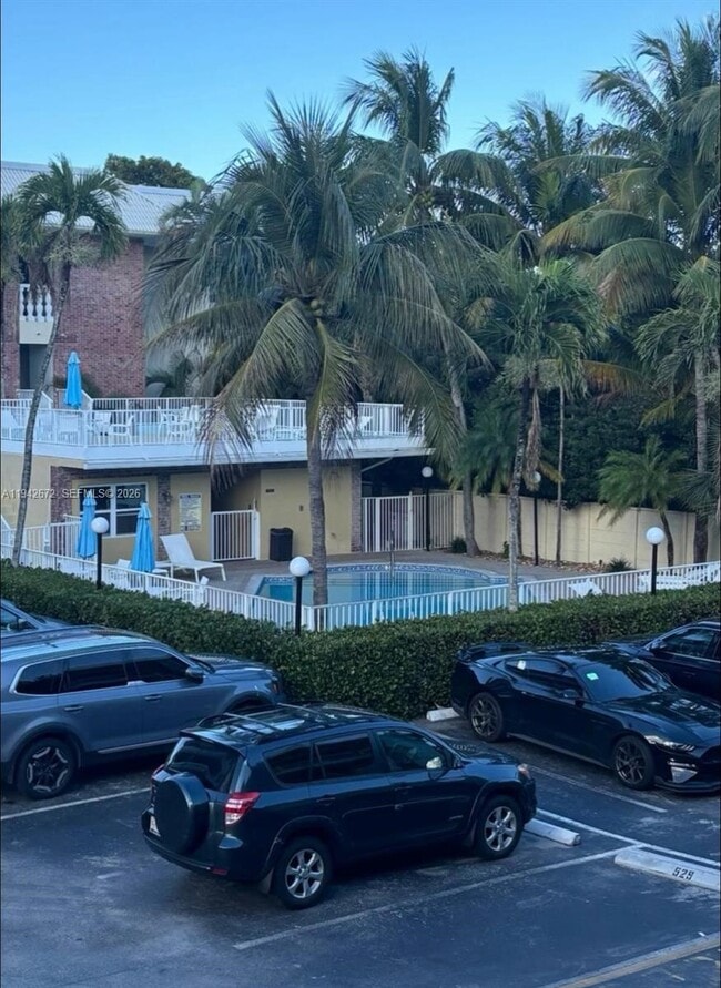 Building Photo - 2424 SE 17th St