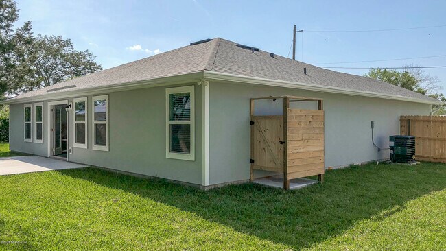 Building Photo - 707 Amberjack Ln