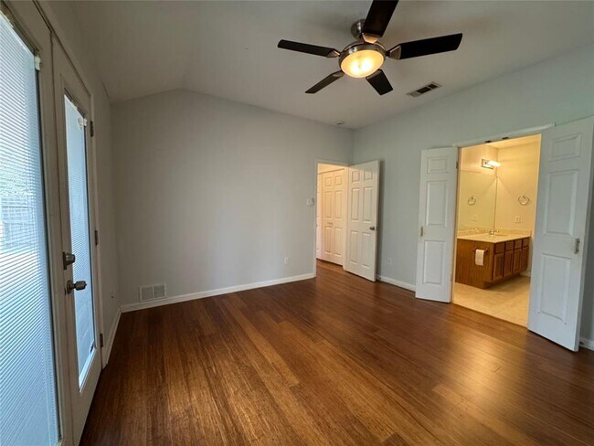 Building Photo - 2909 Allison Dr