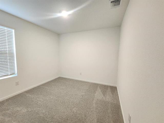 Building Photo - 309 Woodbridge Ln