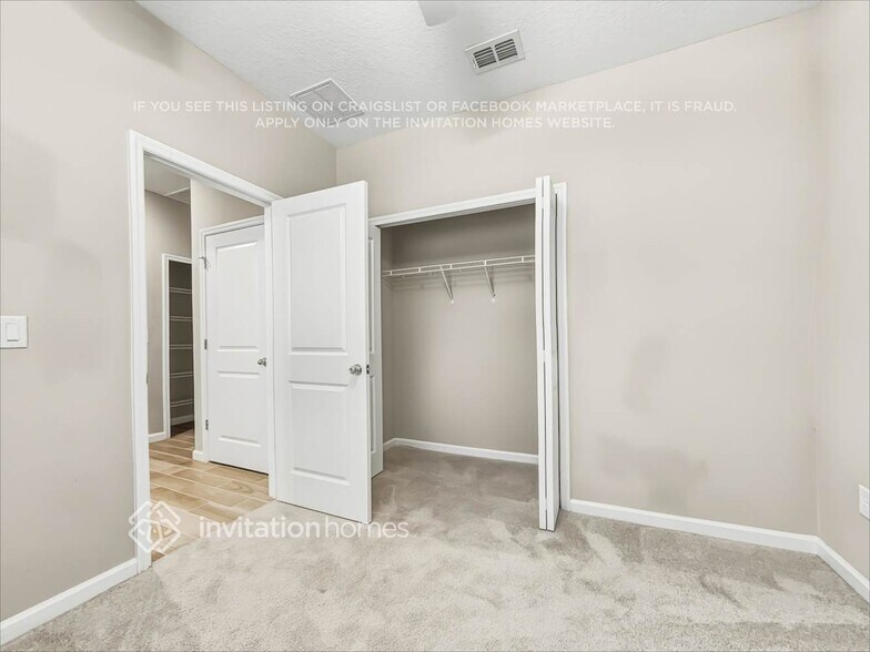 Building Photo - 9835 Lemon Grass Ln