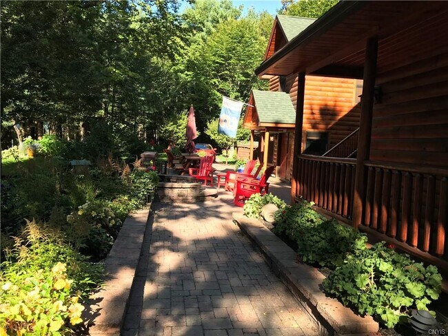 Building Photo - 52 Buck Lake Rd