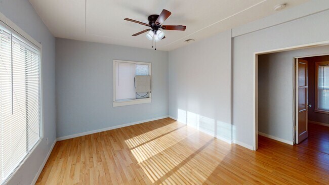 Building Photo - 4189 N Mountain Dr