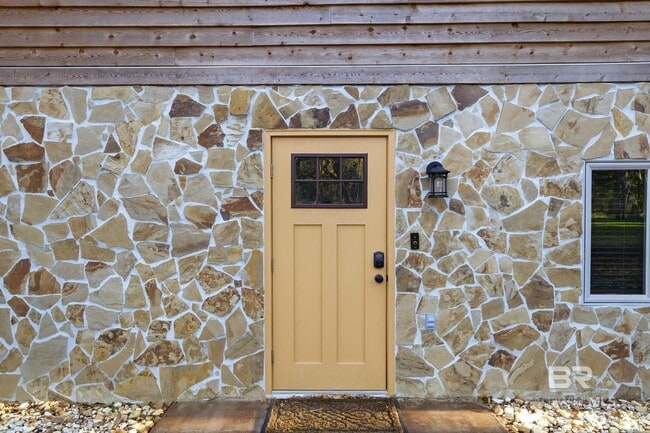 Building Photo - 27522 Burkhardt Dr