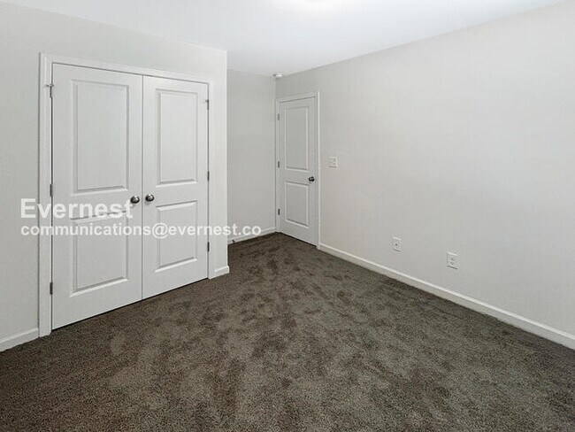 Building Photo - 825 Key St