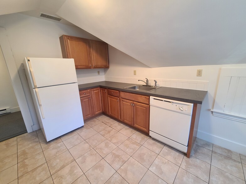 Building Photo - 1628 Massachusetts Ave