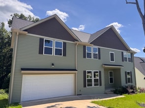 Building Photo - Spacious 5-Bedroom Greenville Home with 3.5 Baths, 2-Car Garage & Walkout Basement
