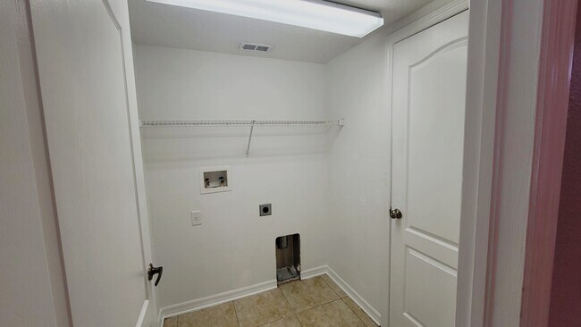 Building Photo - 13844 Caden Glen Drive