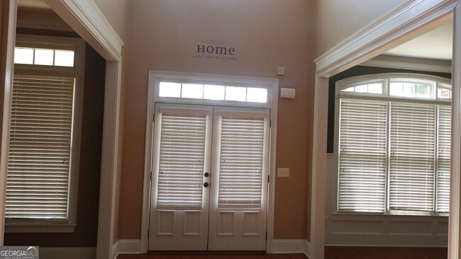 Building Photo - 4071 Copper Creek Way NE