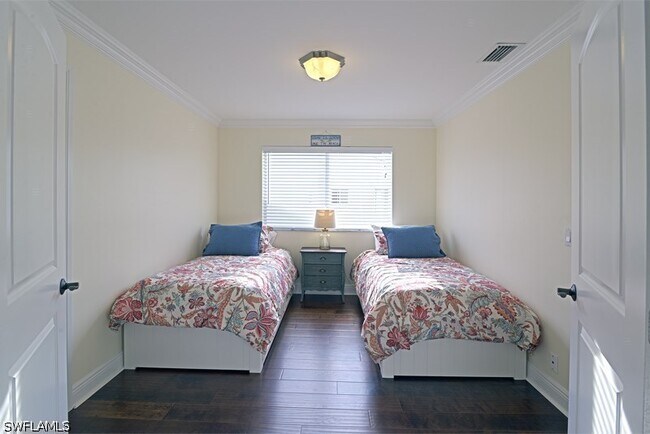Building Photo - 7778 Emerald Cir