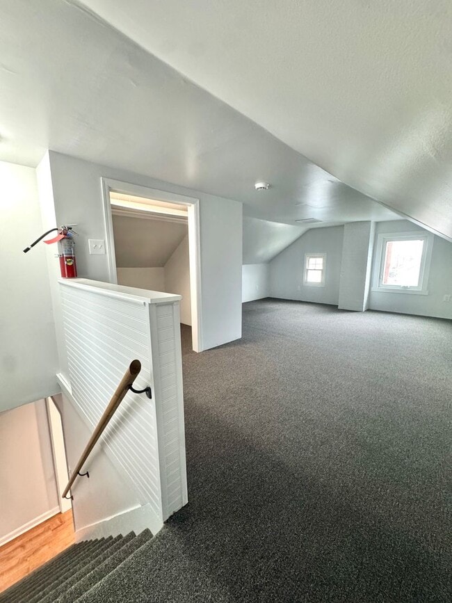 Building Photo - 1102 Second Street