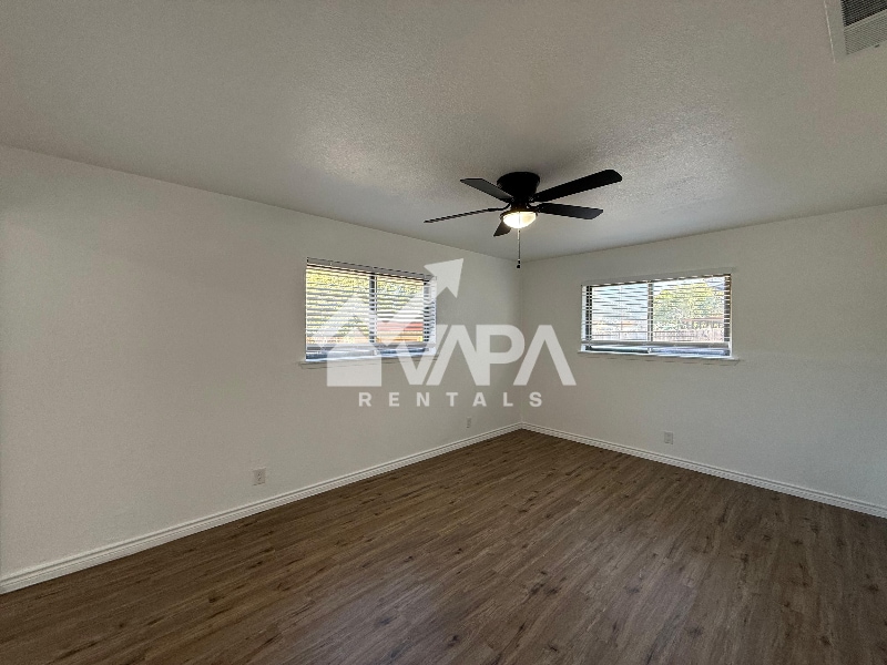 Building Photo - 551 Bertetti Dr