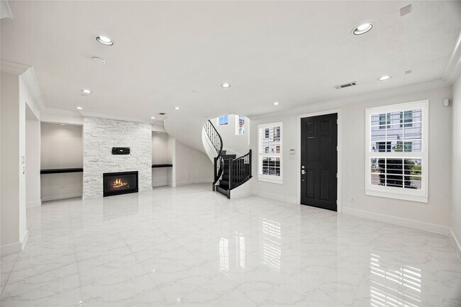 Building Photo - 13419 Preston Cliff Ct