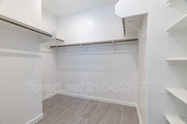 Building Photo - 13915 Runner Way