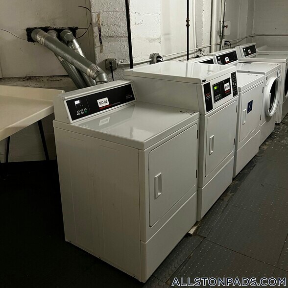 Building Photo - 1160 Commonwealth Ave