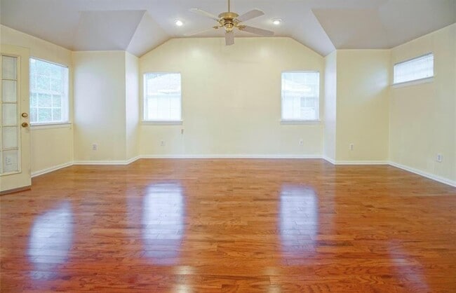 Building Photo - 1255 Lovett St