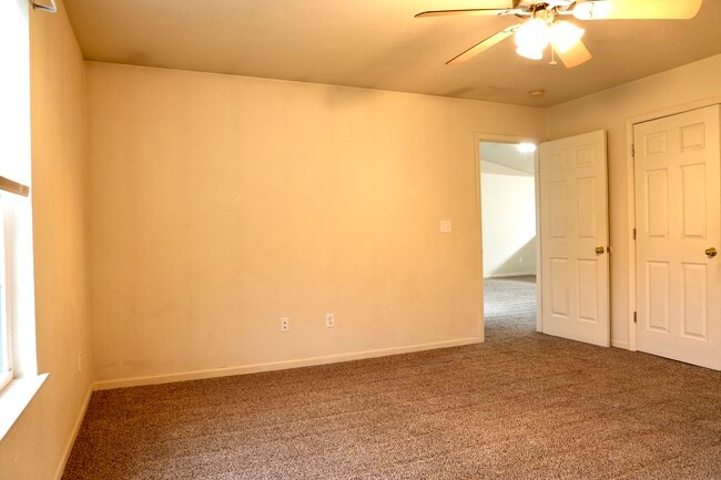 Building Photo - 20901 Hartsburg Ln