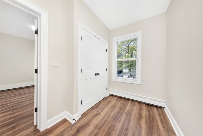 Building Photo - 16 O St