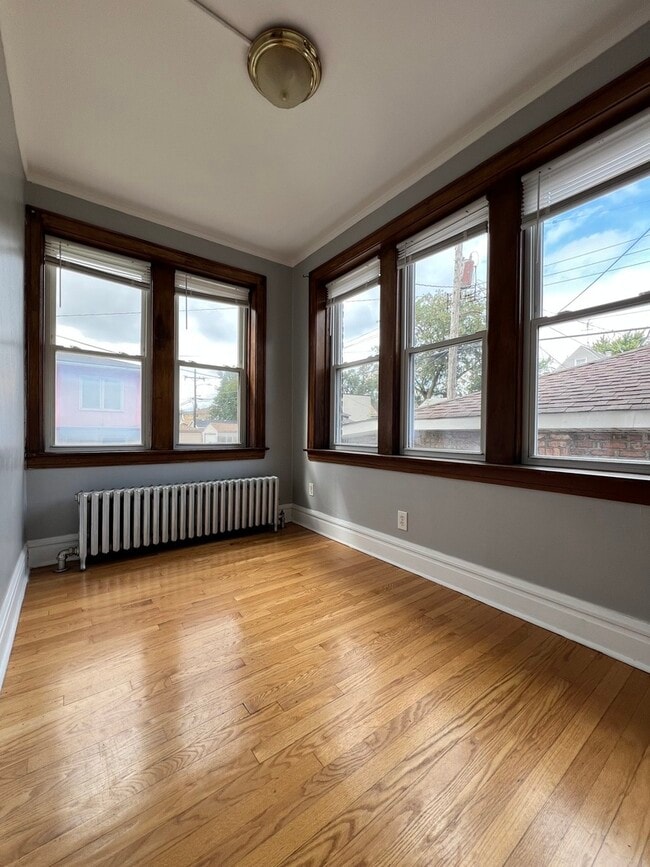 Building Photo - 5044 W 30th St