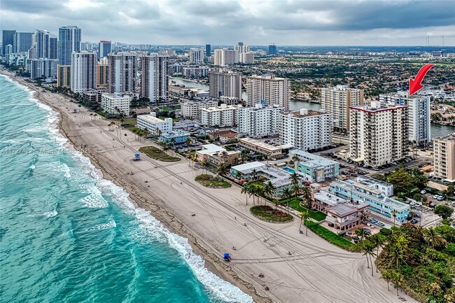 Building Photo - 1400 S Ocean Dr