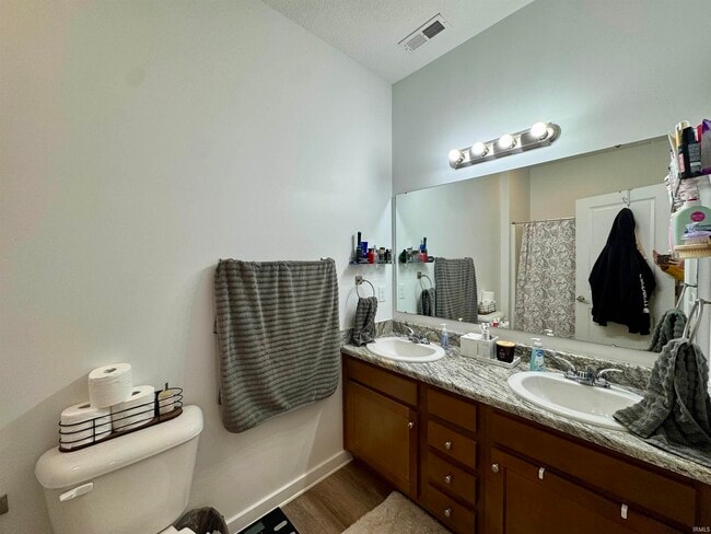 Building Photo - 3515 Lower Huntington Rd