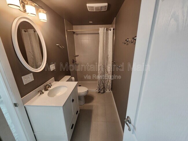 Building Photo - 4000 Laurel Park Hwy