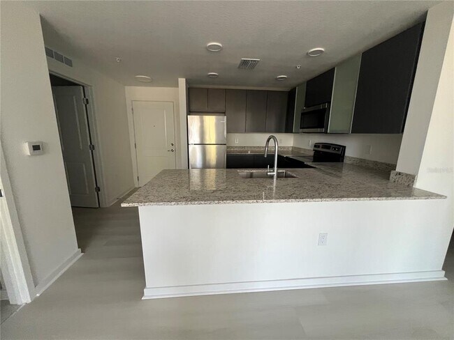 Building Photo - 5587 Millennia Park Dr