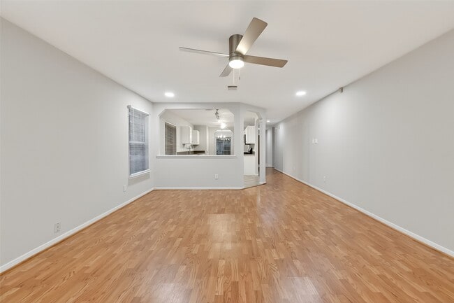 Building Photo - 21907 Willow Downs Dr