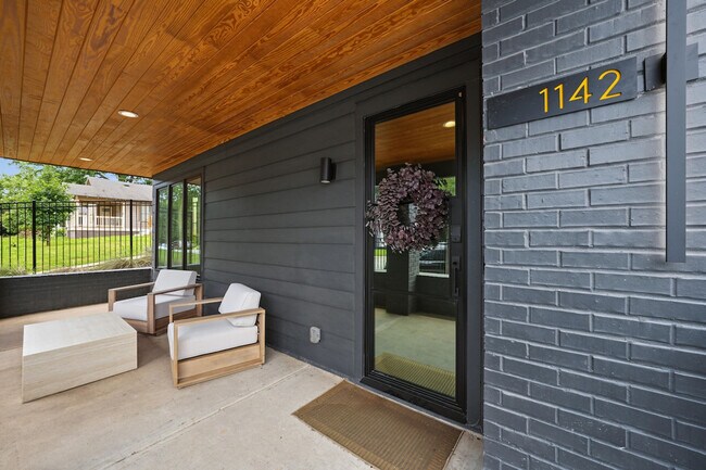 Building Photo - 1142 Boulevard Dr NE