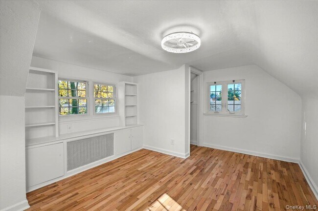 Building Photo - 115 Coolidge Ave