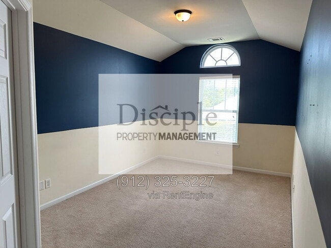 Building Photo - 169 Regency Cir