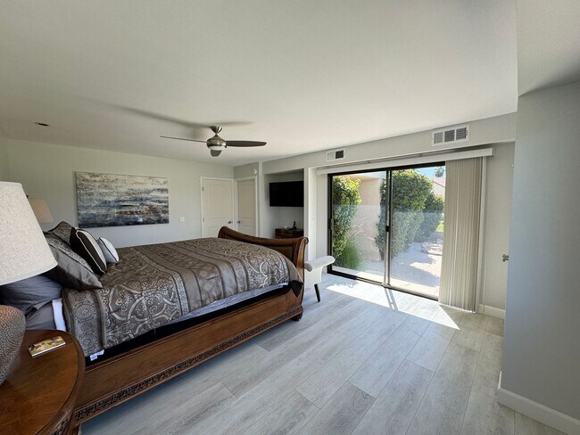 Building Photo - 34983 Mission Hills Dr