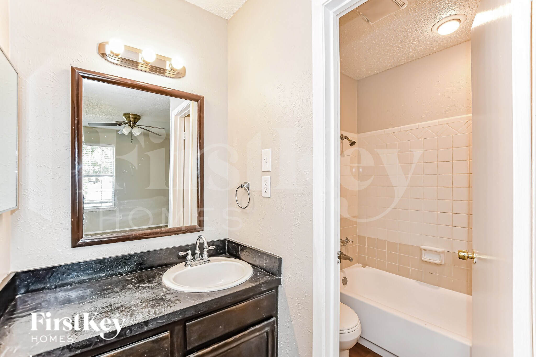 Building Photo - 710 Ravencroft Dr