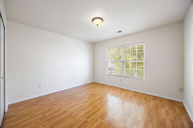 Building Photo - 4102 Rosefield Ct