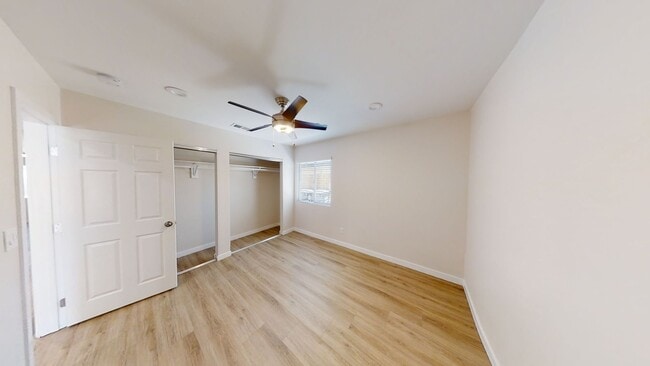Building Photo - 4BD/2BA on West Falls!