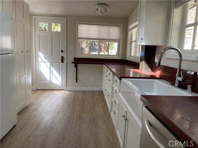 Building Photo - 1916 Weepah Way