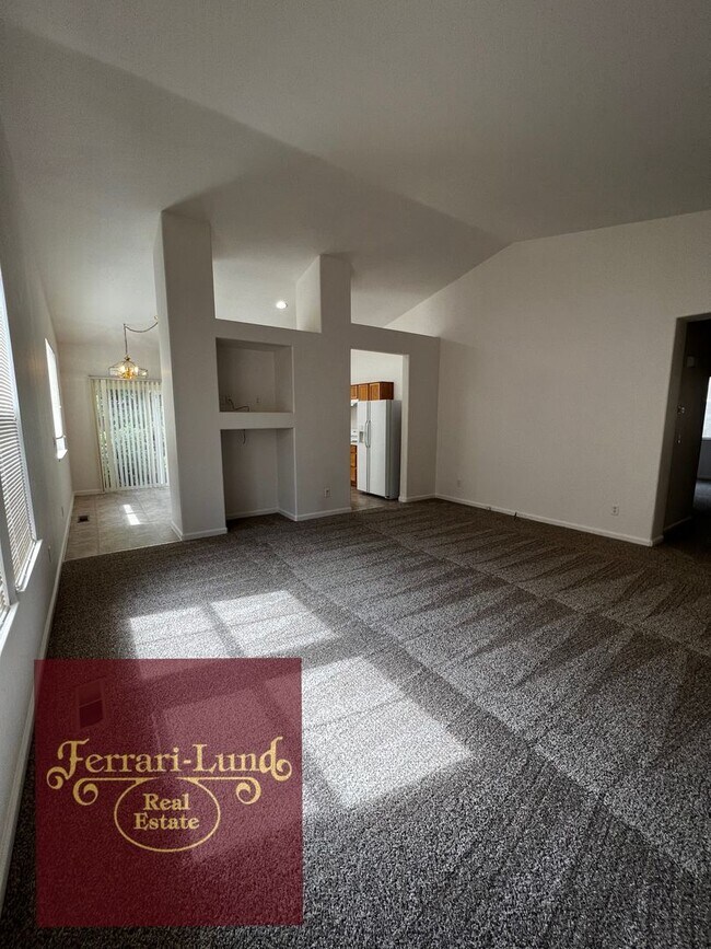 Building Photo - ?? Home in the Vistas in East Sparks- Kay DeAlba Property!! ??