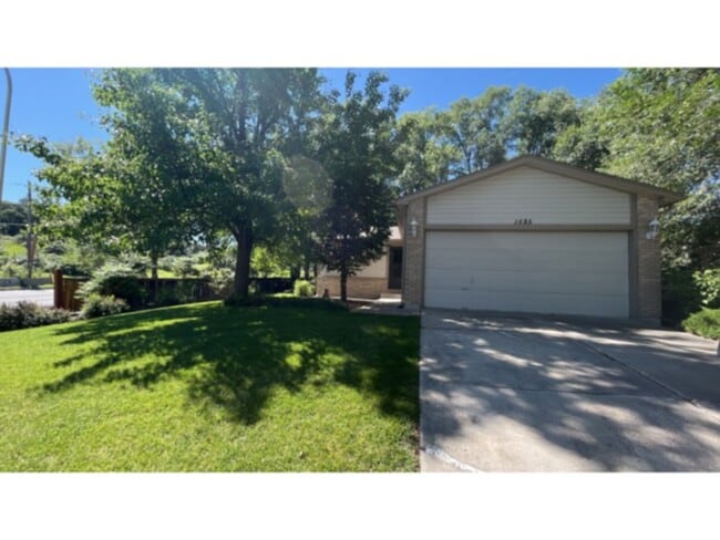 Primary Photo - Nice one level living in Cheyenne Meadows