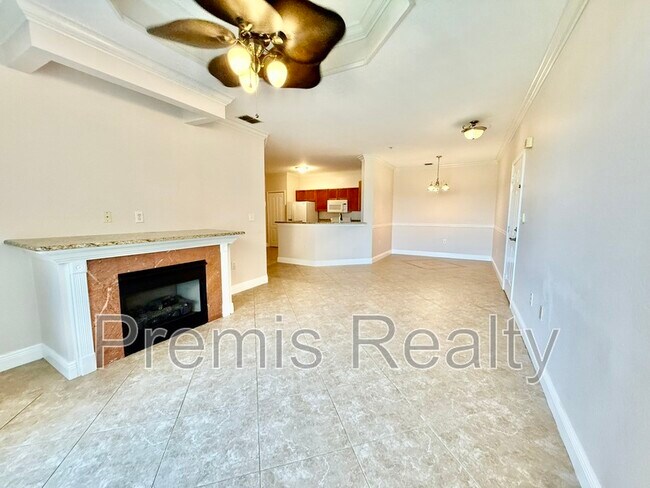 Building Photo - 2738 Via Tivoli