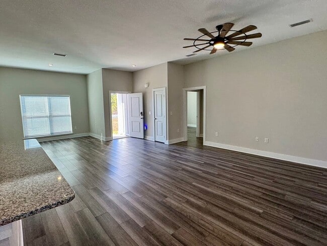 Building Photo - 456 Jones Homestead Rd