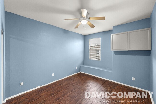 Building Photo - 9105 Calvin Way