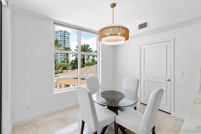 Building Photo - 3720 S Ocean Blvd