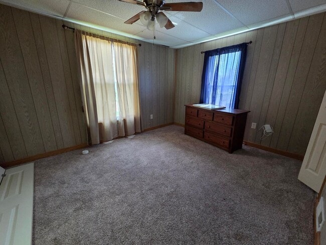 Building Photo - 3 Bedroom 1 Full Bath Single Family Two-Story Home--20 Seltzer Ave Shelby