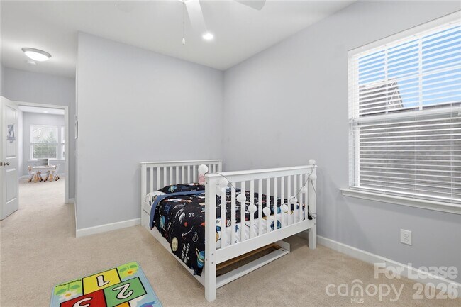 Building Photo - 5401 Meadowcroft Way